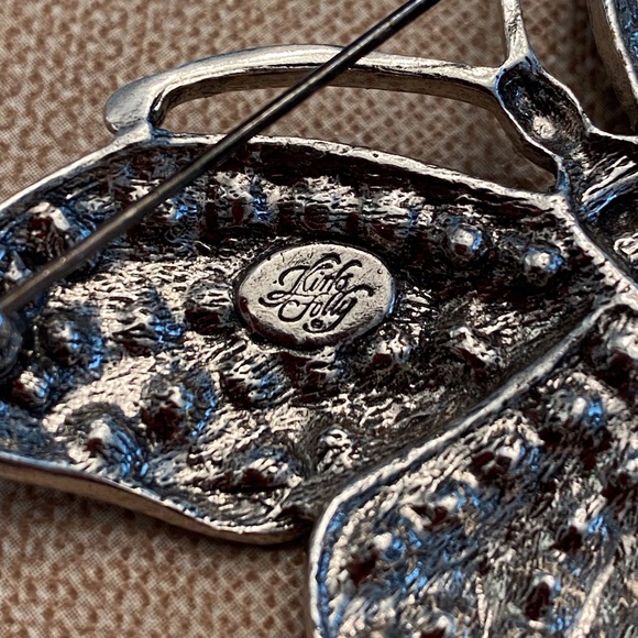 Kirks Folly Crystal Butterfly Brooch Signed - Picture 2 of 6